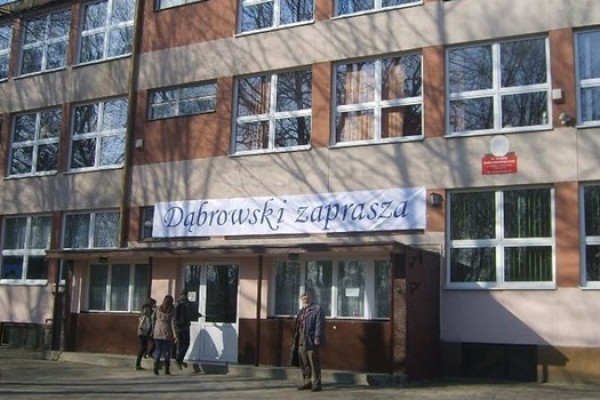 Liceum Dąbrowskiego będzie mieć nowych dach