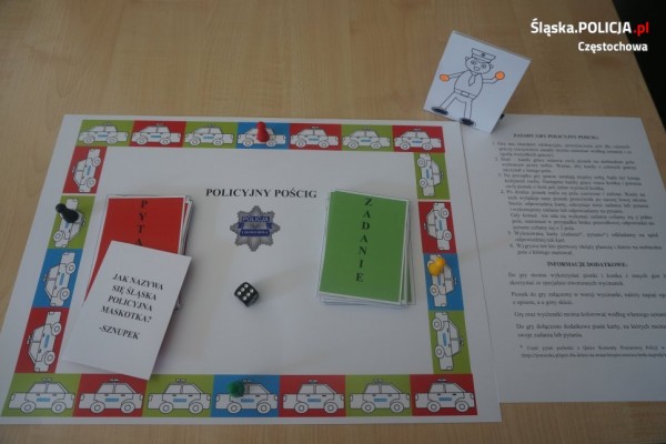 Częstochowscy policjanci stworzyli grę, która ma umilić czas dzieciom w czasie epidemii koronawirusa