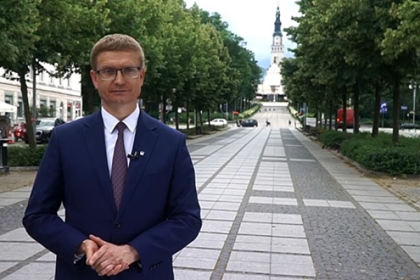 Pielgrzymi w Częstochowie. Prezydent Matyjaszczyk apeluje o ostrożność i rozsądek