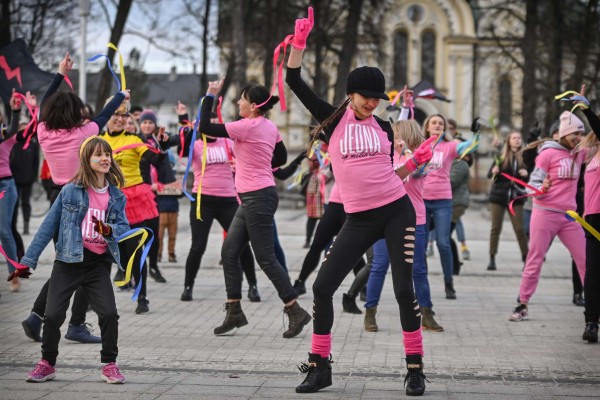 One Billion Rising w Częstochowie. Zatańczyły przeciwko przemocy wobec kobiet (zdjęcia)