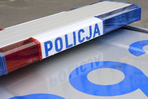 Policjantka z częstochowskiego komisariatu w dniu wolnym od służby zapobiegła tragedii na drodze