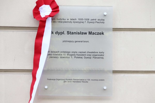 Odsłonięto tablicę upamiętniającą generała Maczka (zdjęcia)