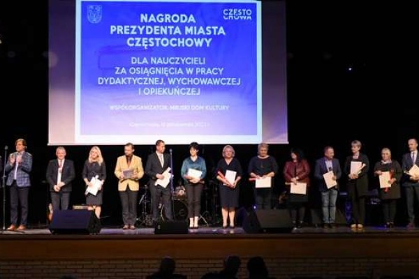 Najlepsi częstochowscy nauczyciele nagrodzeni (zdjęcia)