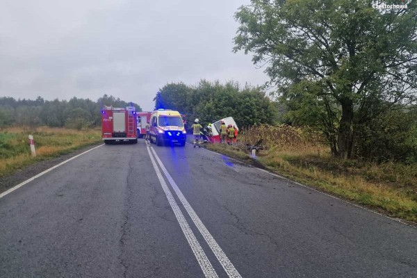 Śmiertelny wypadek w Turowie. Zginął 49-letni kierowca peugeota